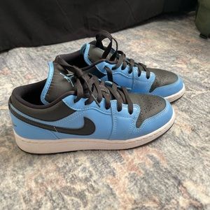 2021 Air Jordan 1 Low 'University Blue Black'